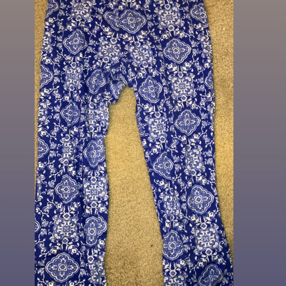 Blu Planet Blue and White Patterned Leggings